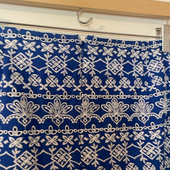 LOFT blue mini skit with white embroidery. Size 12 - Picture 5 of 7